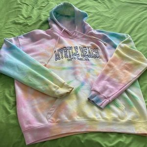 South Carolina hoodie, very cute sadly it’s to big.